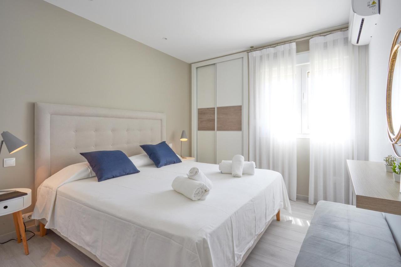 Bright & Modern 2 Bedroom 300m To The - Apartment *