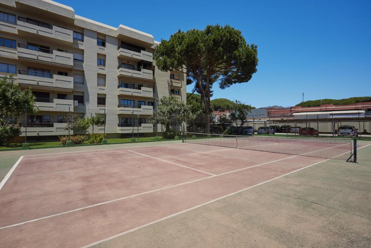 Apartment Bright & Modern 2 Bedroom 300m To The -