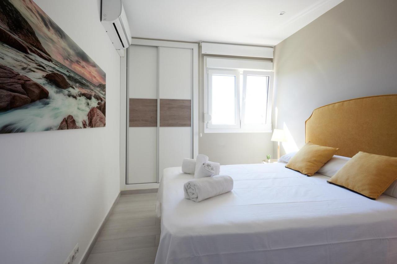 Bright & Modern 2 Bedroom 300m To The -